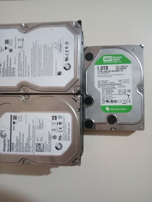 Hard Disk-uri SATA 1 TB SEAGATE, WD, HGST etc. 7200 RPM 120 LEI