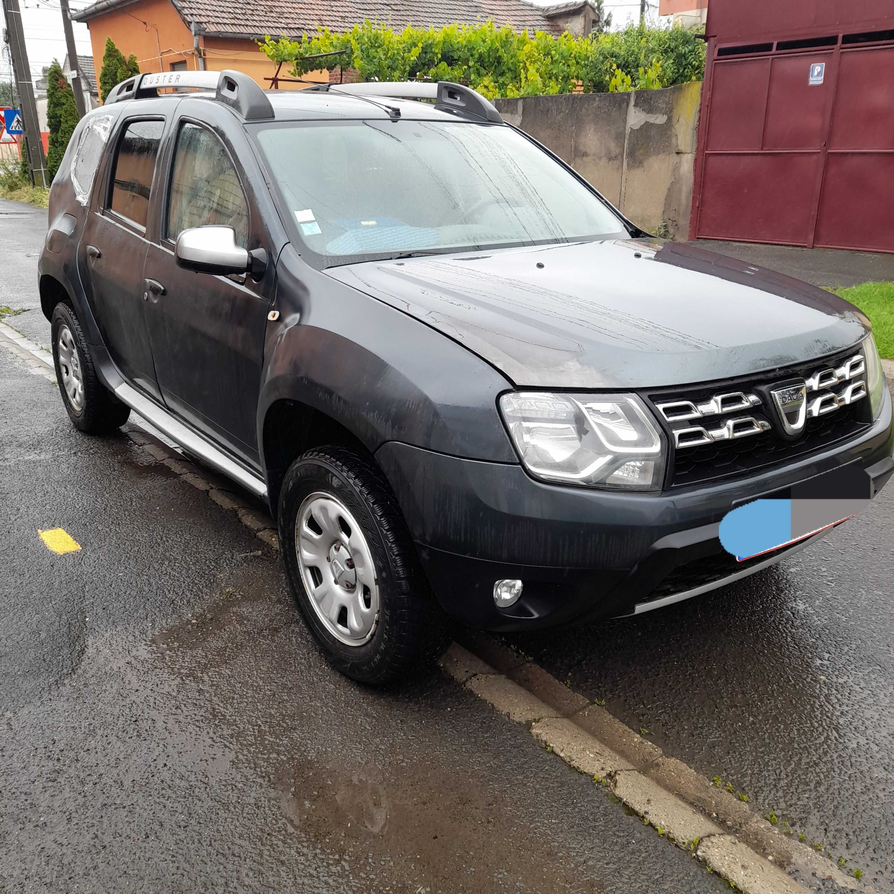 Dacia Duster avariat 2014 1.5 Dci avariat