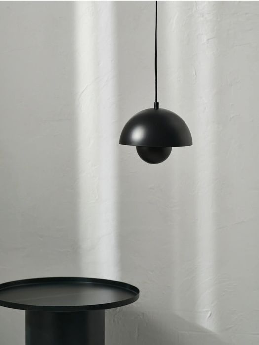 2 броя висящи лампи