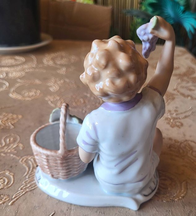 Bibelou vechi romanesc