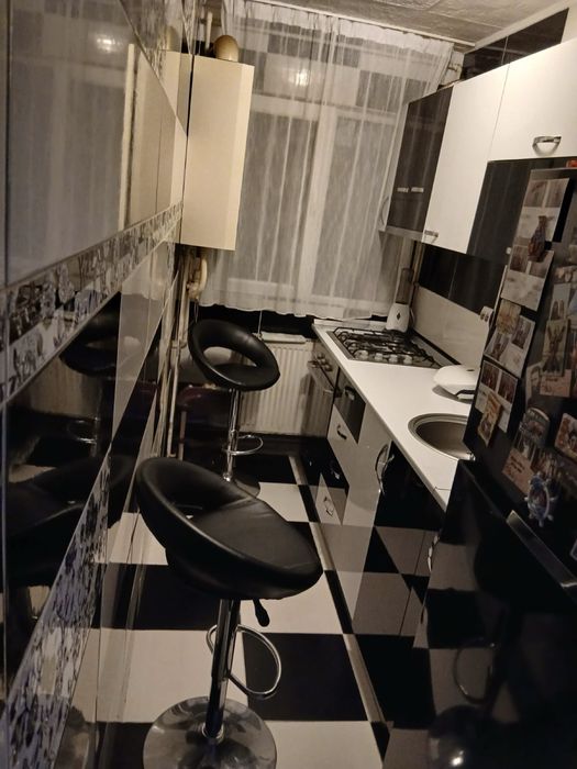 APARTAMENT 2 camere de vanzare