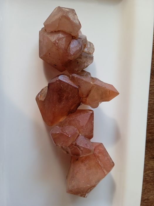 Кварц розовый земляничный