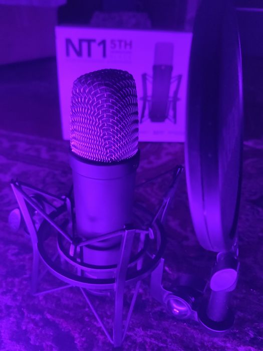 Студийный микрофон RODE nt1 5th generation