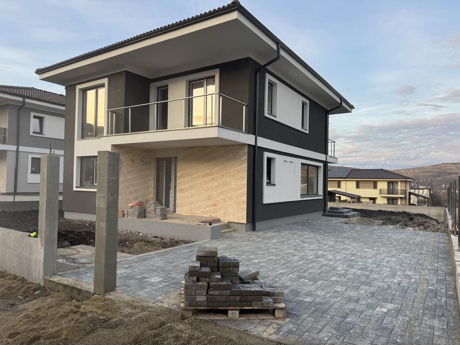 Casa in Chinteni la Super Pret!!!