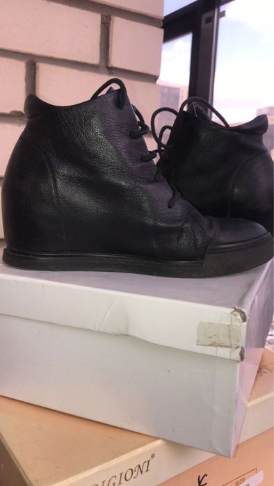 Ботинки осенние