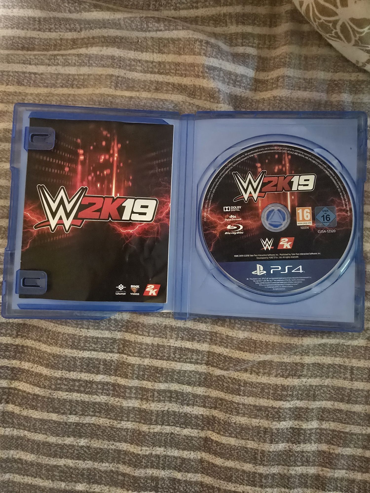 Игра за ps 4 Wwe 2k19