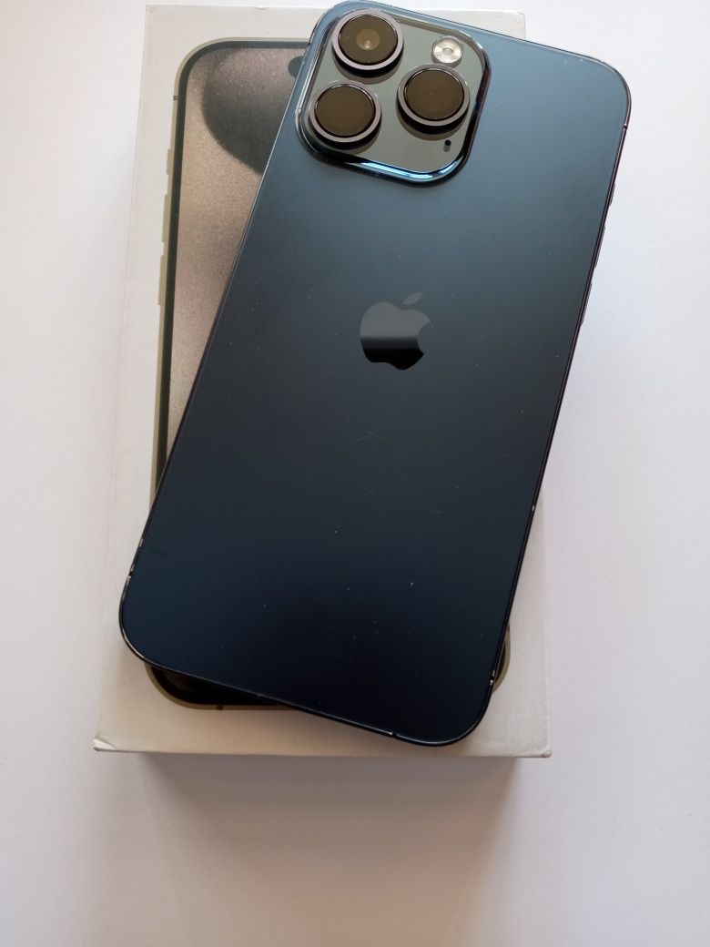 Iphone 15pro max android