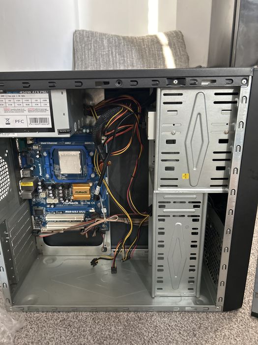 Carcasa pc office Asrock
