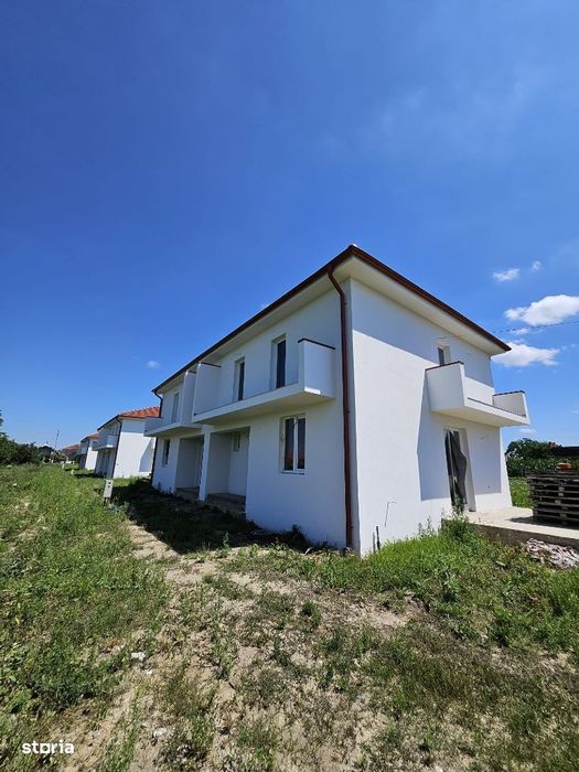 Case Noi P+1 Zona Odoreu