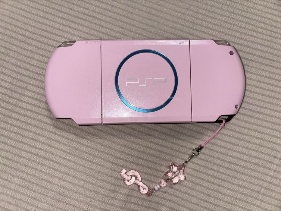 psp 3000 в отличном состоянии