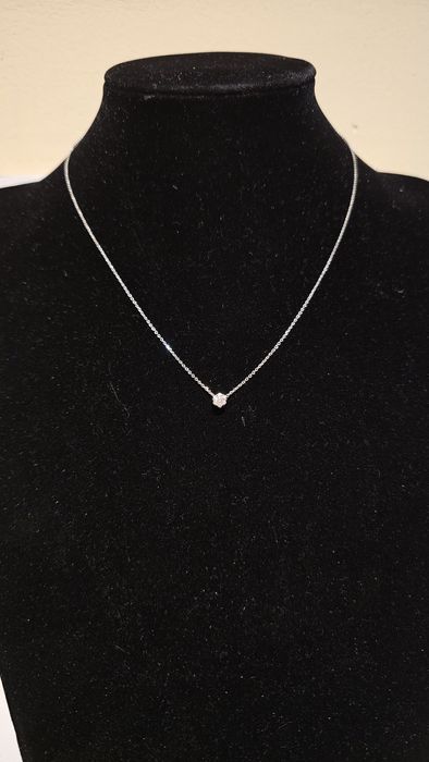 Colieri din aur 18k cu diamante naturale