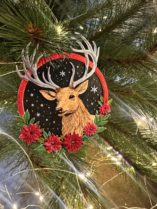 Коледни подаръчета и декорации