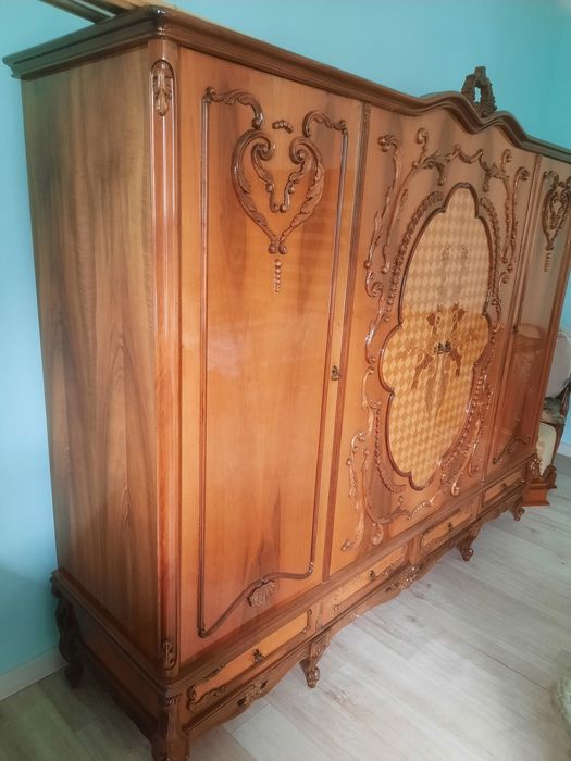 Шкаф из дерева, модель 10Д