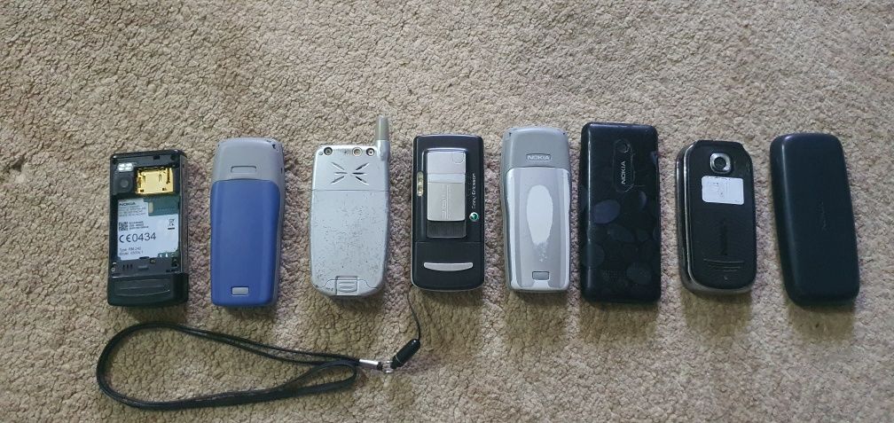 Telefon sotiladi Retro
