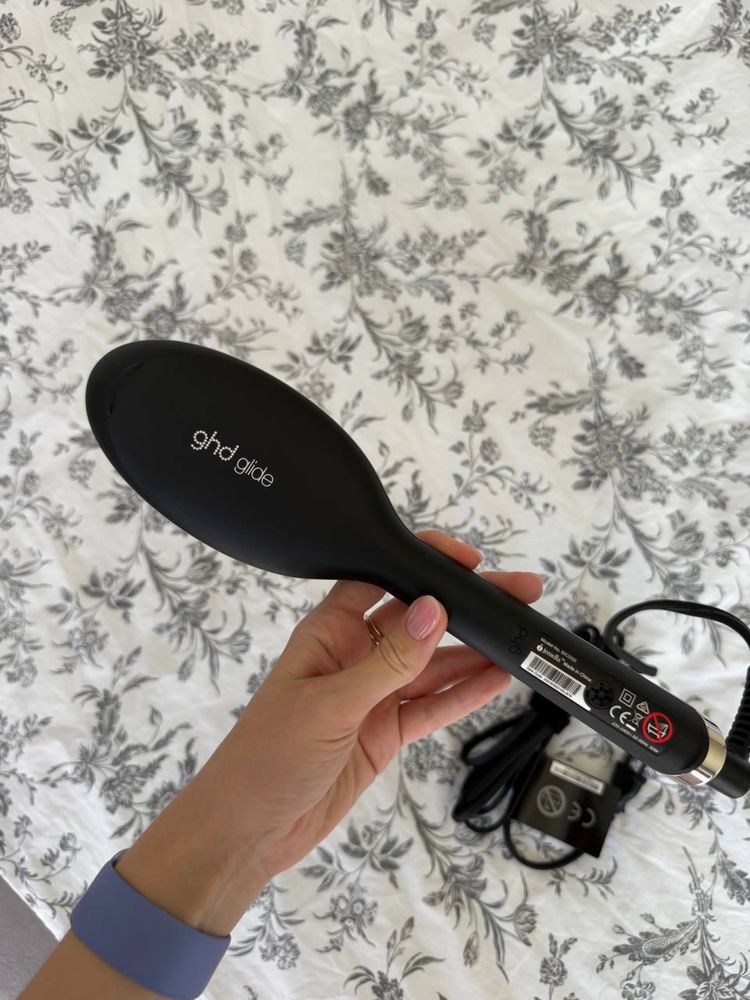 GHD Glide Smoothing Hot Brush