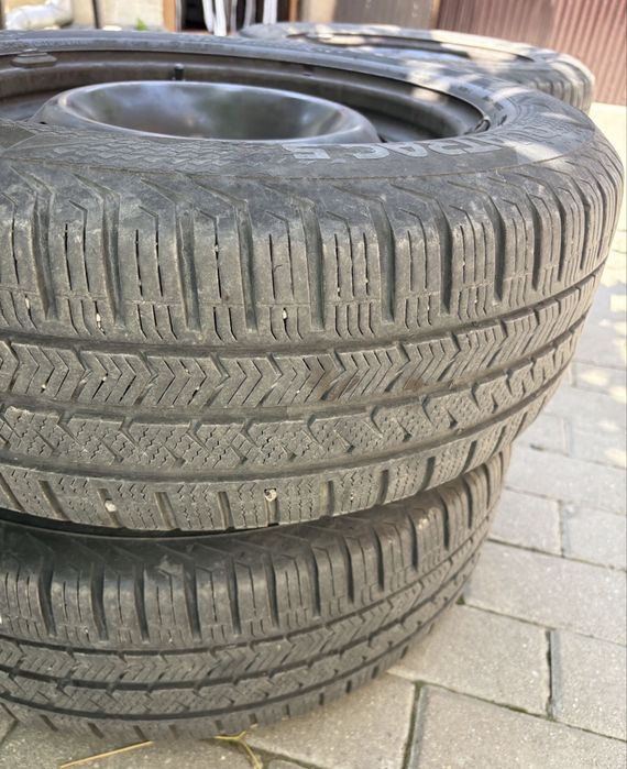 Jante originale oțel Bmw / anvelope 205 60 16 iarna + 2 anv. de vara