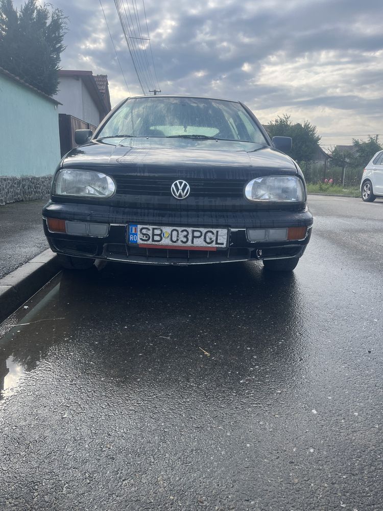 Vând Volkswagen golf 3