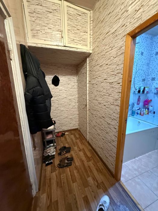 Продаётся 1 ком квартира, 33м2. Чиланзар 21 кв. Учтепинский район.