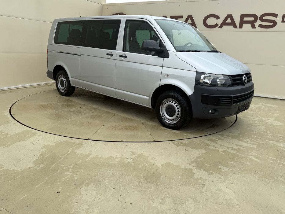 Volkswagen Transporter Vw T5  2.0TDI, 180CP, 8LOCURI, Clima, Pilot, Webasto, Scaune încălzite