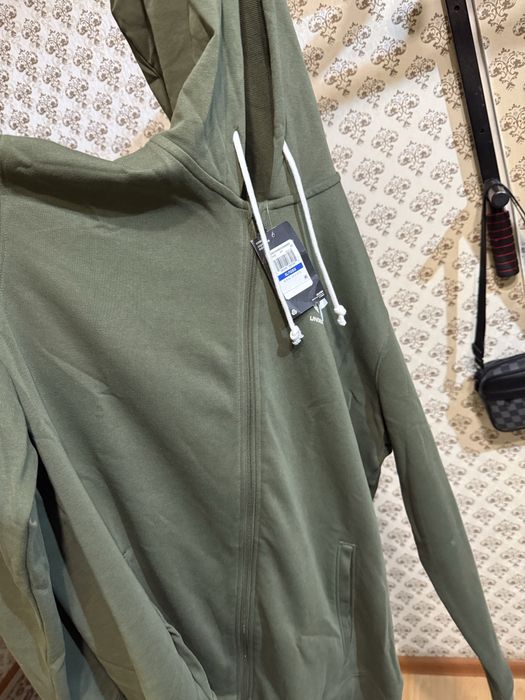 Продам спортивку under armour