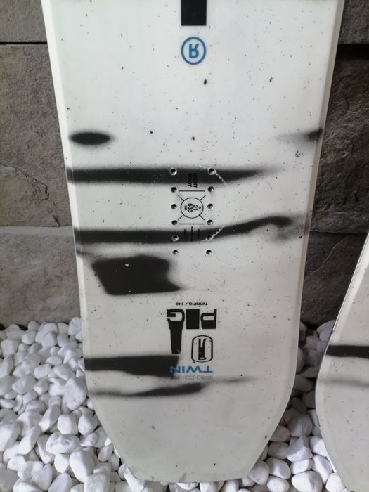 Placa snowboard Ride Twin Pig Test 148,156w cm