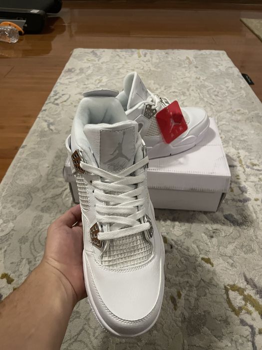 Jordan 4 Metallic White Pure Money
