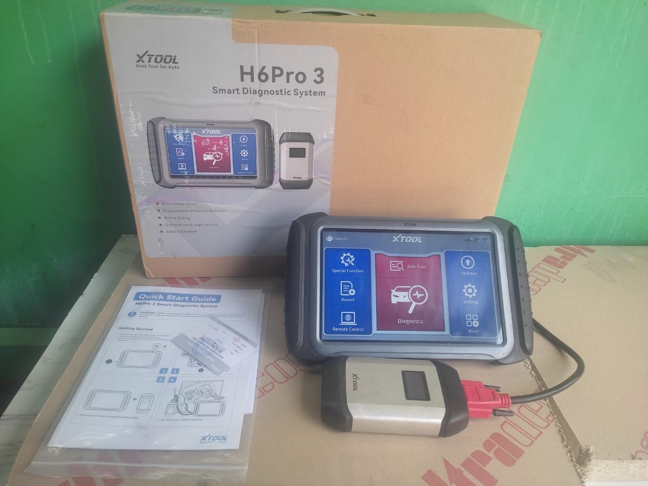 Продам автосканер Xtool h6pro3