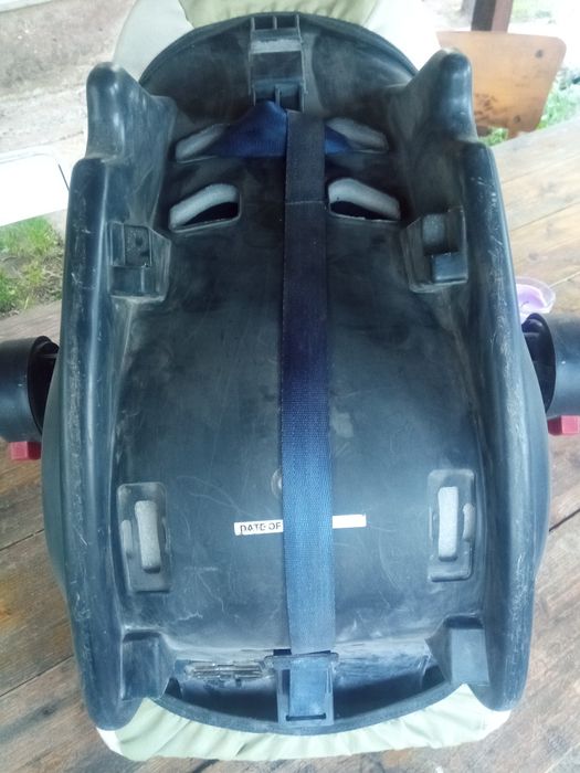 Детско столче (кошче) за кола