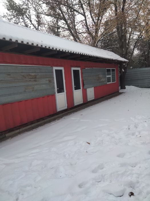 Два контейнера 20 и 40 фут
