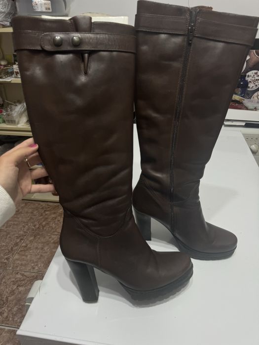 Cizme de piele cu toc