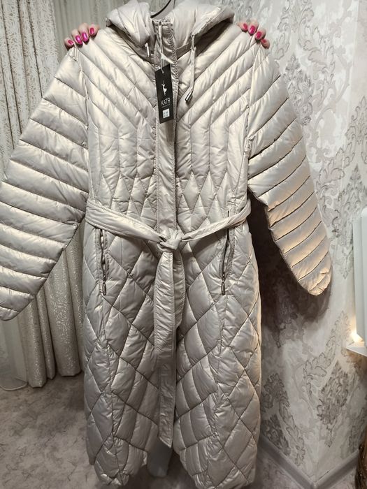 Кутка зимняя,красивая удлинённая, цветсветляй беж, с отличом