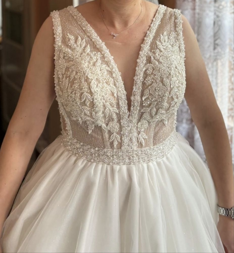 Vand rochie de mireasa