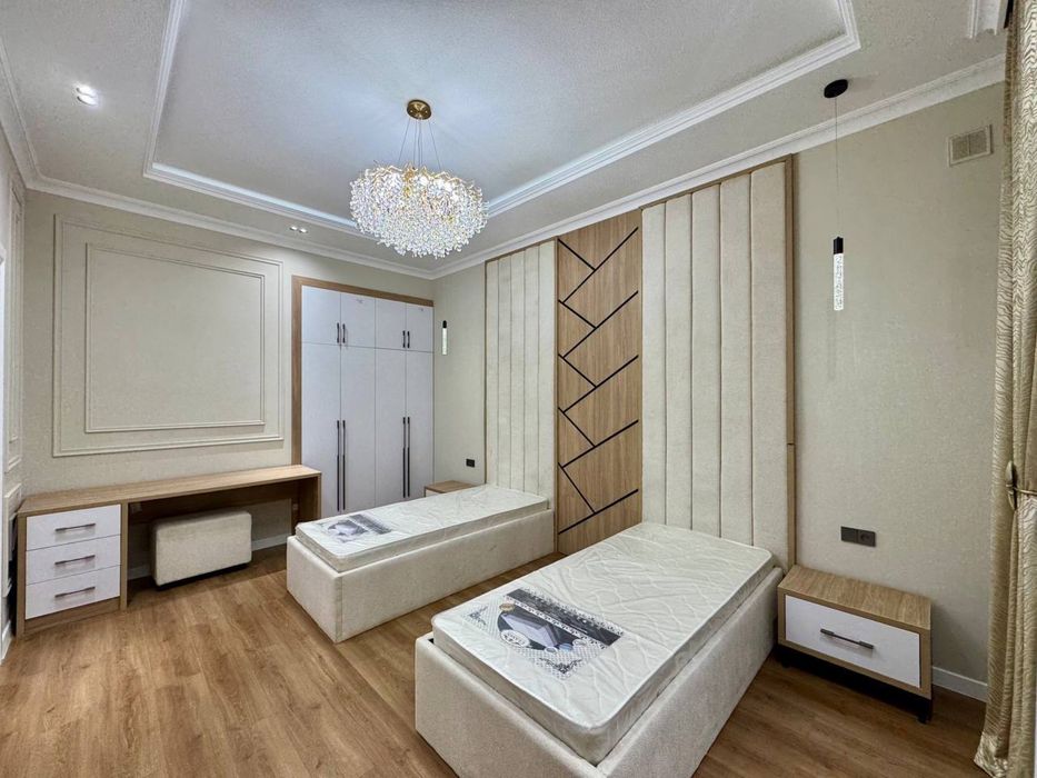 Продается Таунхаус. 4,6 соток. Согдиана. Бомбалейло.