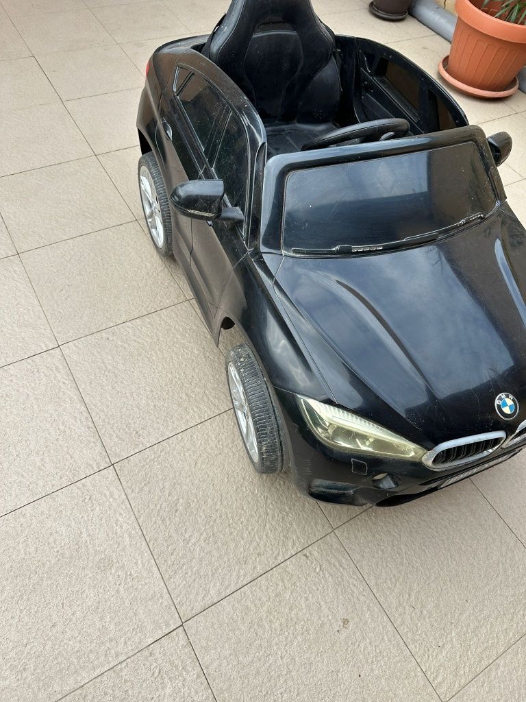 Masinuta electrica 12V BMW Seria 6 GT negru