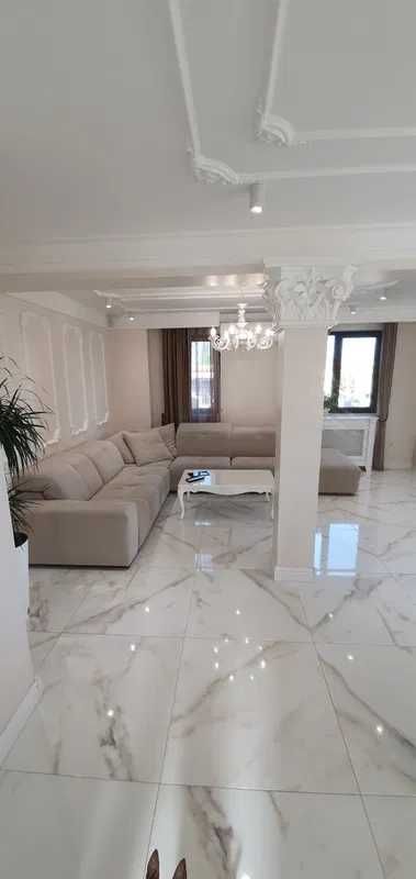 Продава се Къща в Пловдив, Беломорски - 220 кв.м за 2826 €/кв.м - Снимка #4