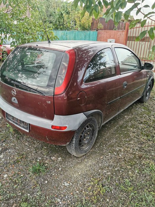 Vând mașină Opel CorsaC pentru piese!