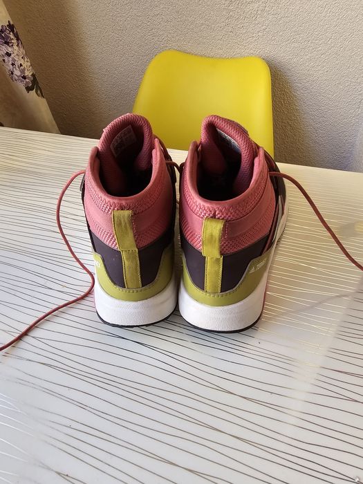 Vand adidas terrex