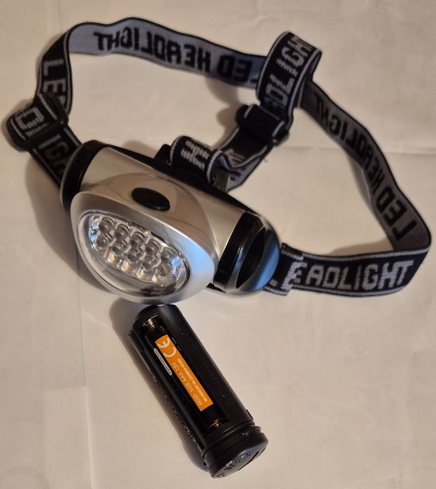 Multimetru/Voltmetru digital DT-830B