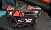 Acumulator Milwaukee M18 B5 18V 5.0Ah Li-Ion – Stare foarte bună