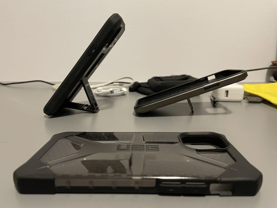 iPhone 12 Pro huse cabluri încărcător