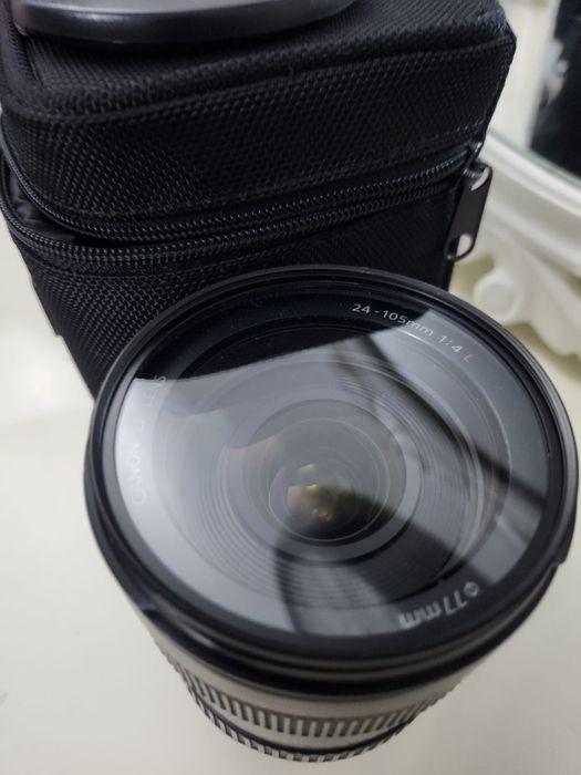 Vând 2 obiective canon 24-105 și 24-70