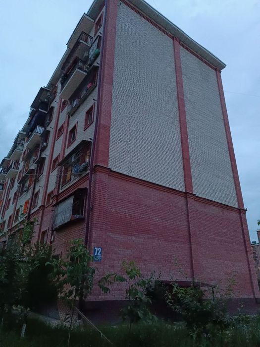 Продаётся квартира в Янгихаятском районе, дом 2020 года, 4 этаж.