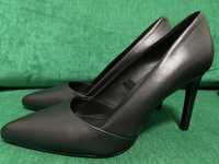 Pantofi Calvin Klein de piele Stiletto Pump 90 marimea 40