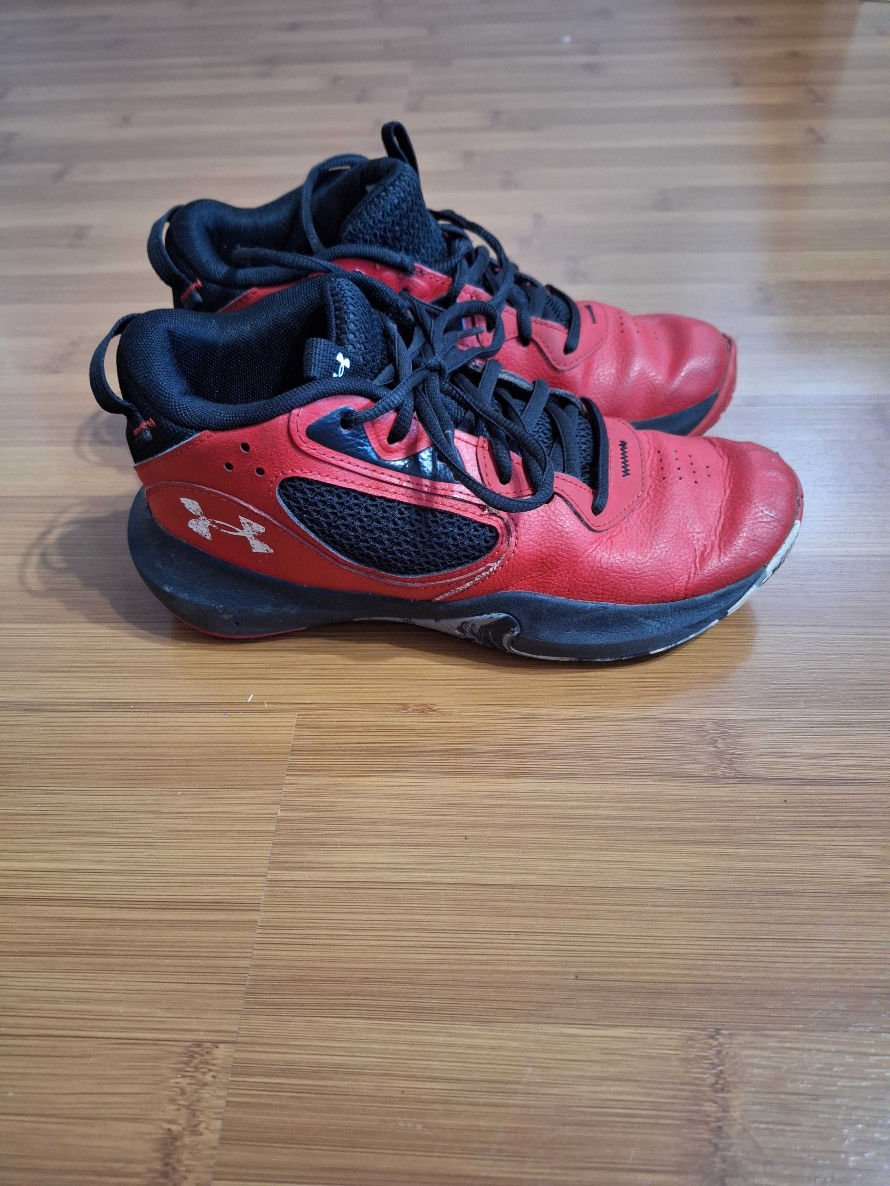 Маратонки under armour