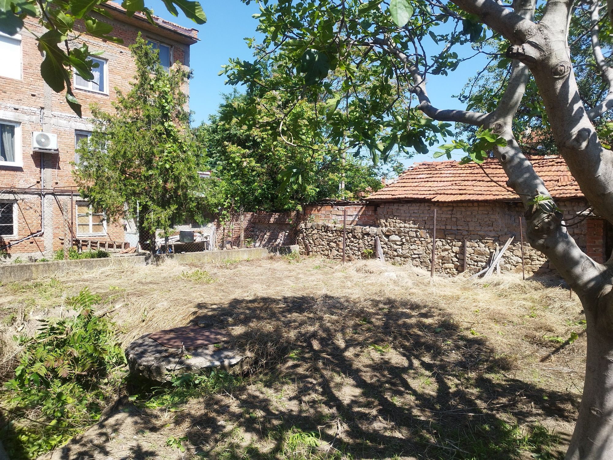 Продавам къща в Харманли