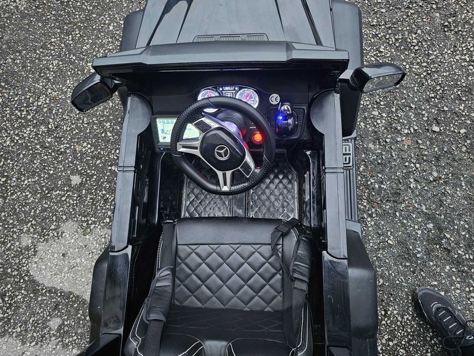 Акумулаторен джип 6х6