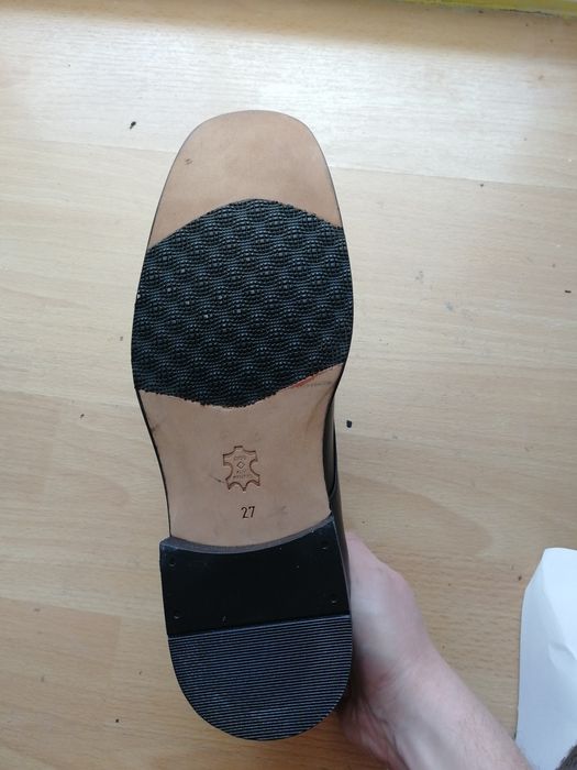 Pantofi negri barbati piele
