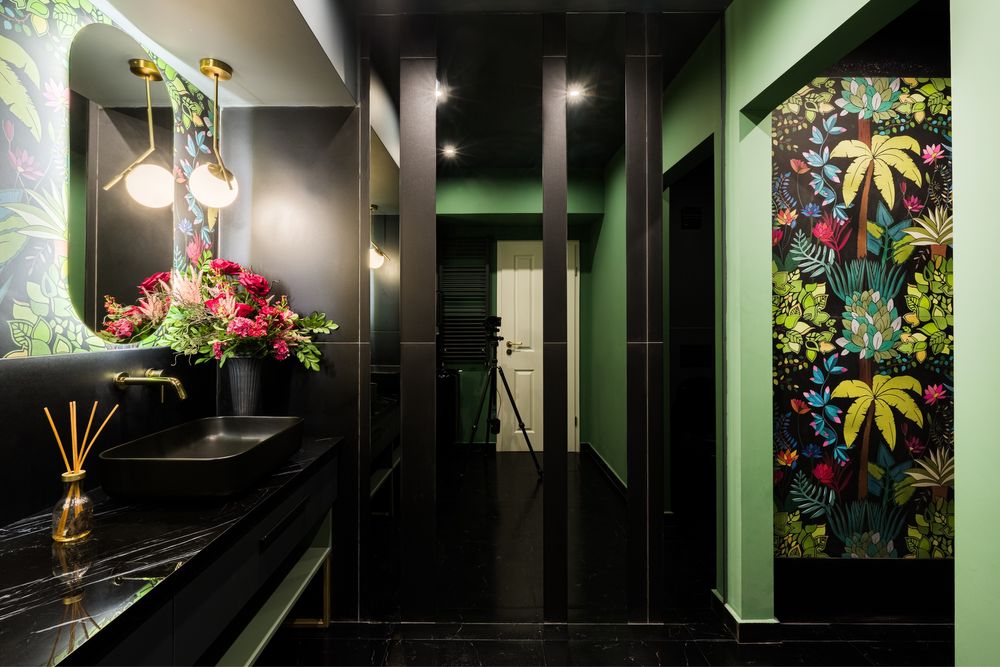 Inchiriez cabinete in salon