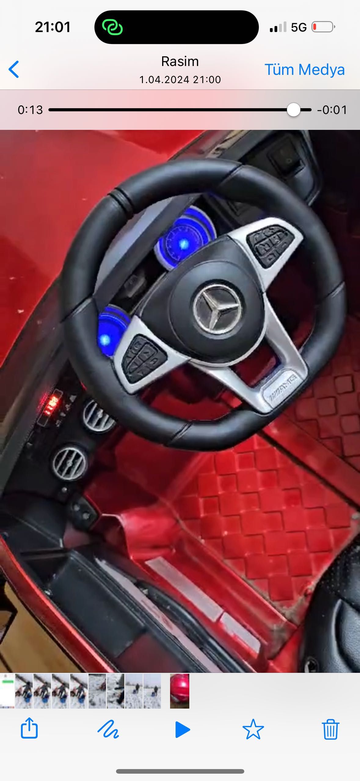 Акумулаторен джип Mercedes AMG