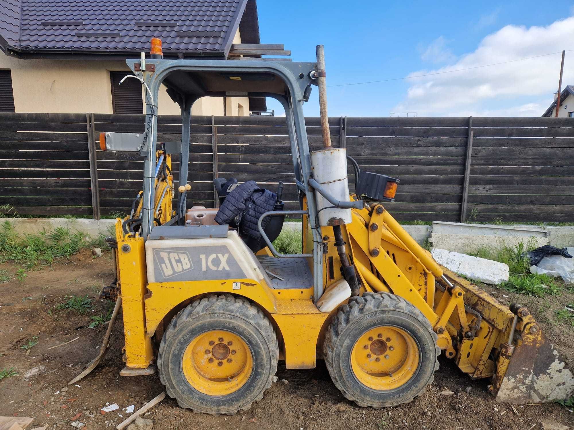 Buldoexcavator JCB 1CX